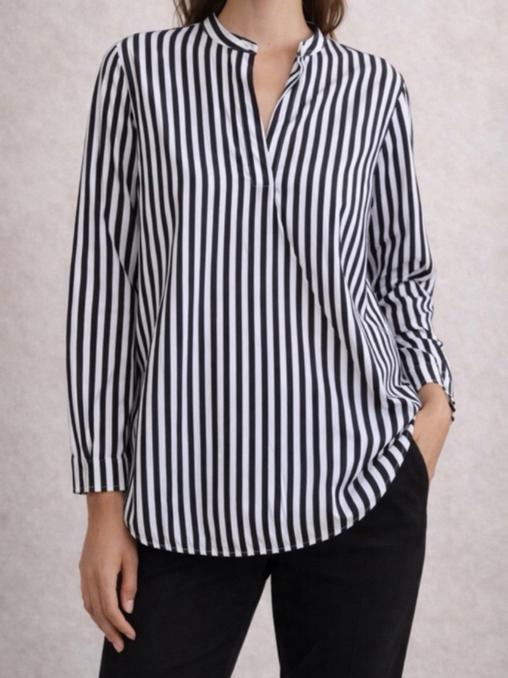 Everlane Black and White Vertical Stripe Split-Neck Poplin Blouse